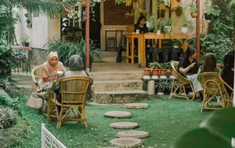 cafe dekat stasiun malang
