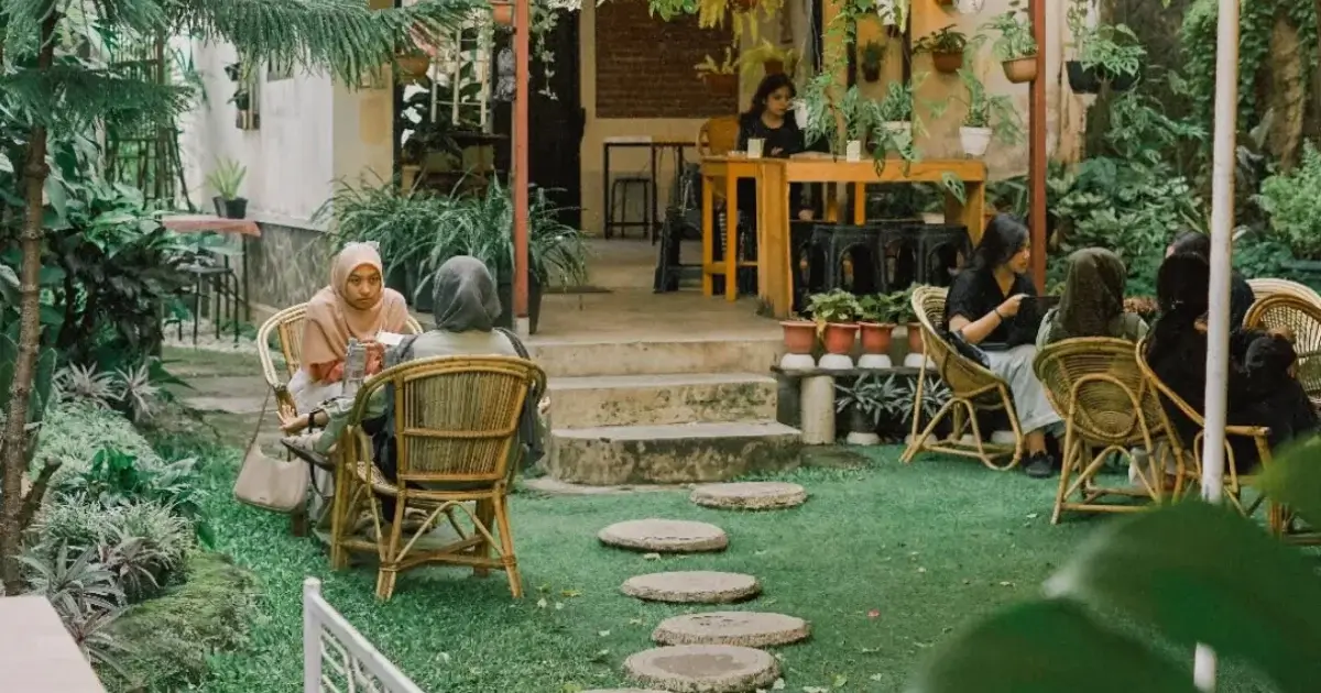 cafe dekat stasiun malang
