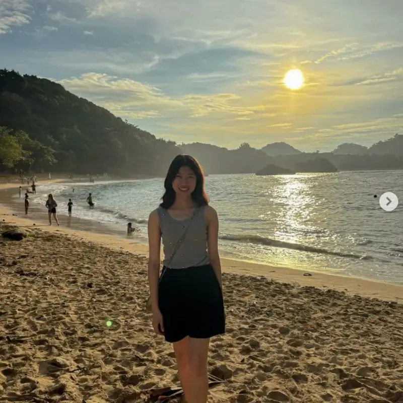 sunset pantai malang