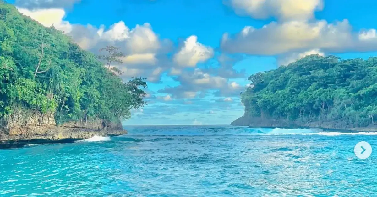 pantai teluk asmoro malang