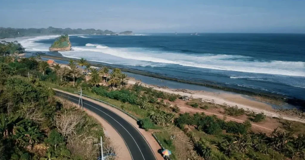 pantai parang dowo malang