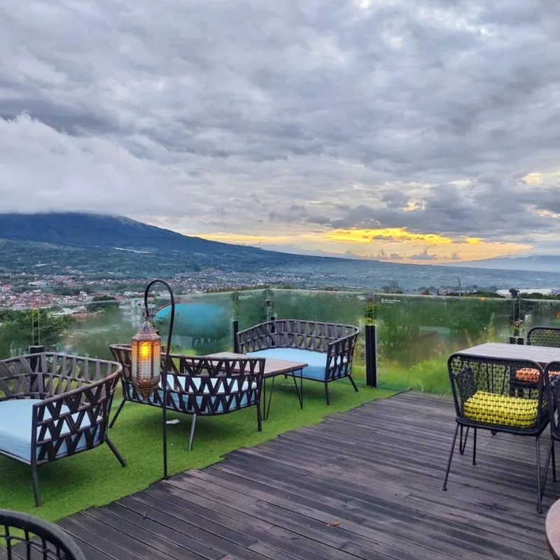 Awang Awang Sky Lounge