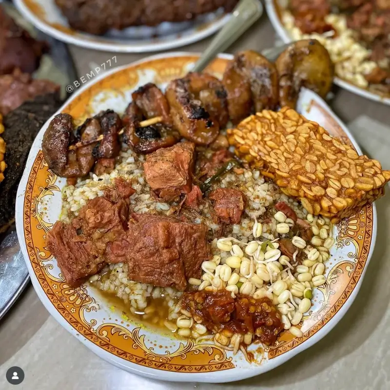 Rawon Kiroman