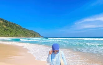 pantai modangan malang