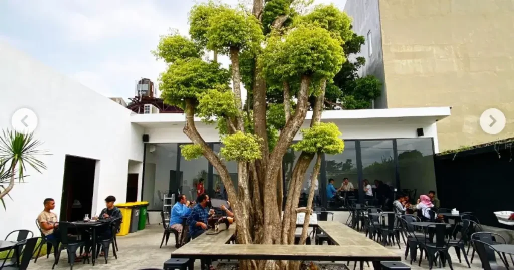 Cafe di Suhat Malang