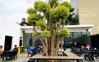 Cafe di Suhat Malang