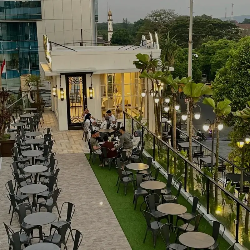 Lafayette Coffee & Eatery