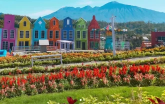 Taman Bunga San Terra Malang