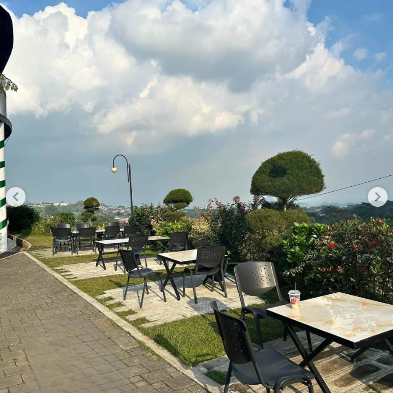 cafe sunset malang
